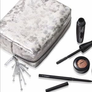 NEW MAC Cosmetics Holiday Set 4 piece